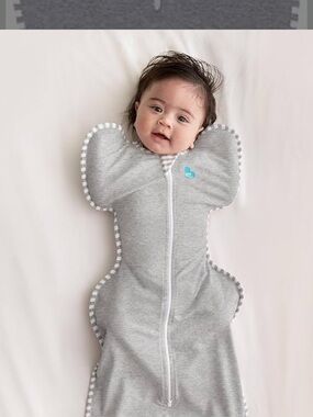 Love to Dream Gray and White Swaddle Up Stretch Cotton Sack Size: Newborn. NEW